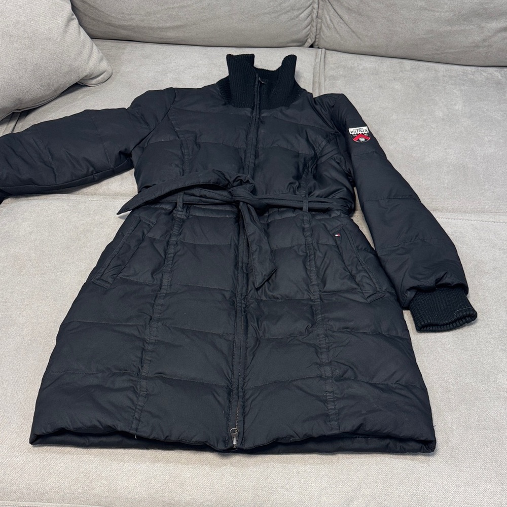 Tommy Hilfiger Women's Black Belted Puffer Coat - Picture 2 of 6